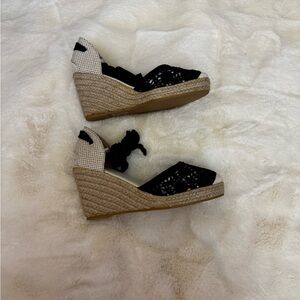 Brand new Le chateau Black Espadrille Wedges